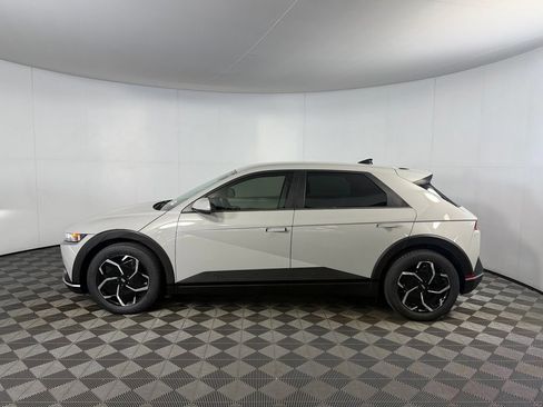 Used 2024 Hyundai Ioniq 5 SEL RWD image 10