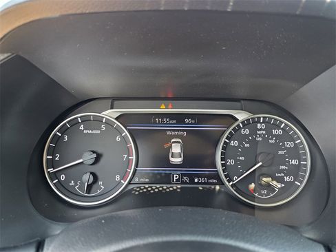 New 2025 Nissan Sentra SR image 9