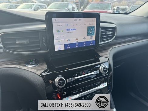 Used 2021 Ford Explorer Limited w/ Equipment Group 301A image 14