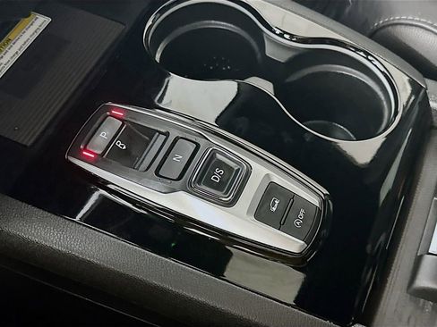 Used 2023 Honda Passport Elite image 16