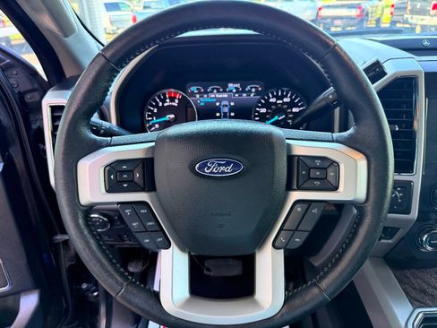 Used 2019 Ford F250 Lariat w/ Lariat Ultimate Package AWD/4WD image 25