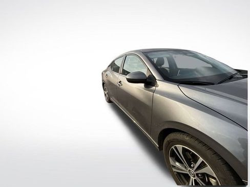 Used 2023 Nissan Sentra SV image 12