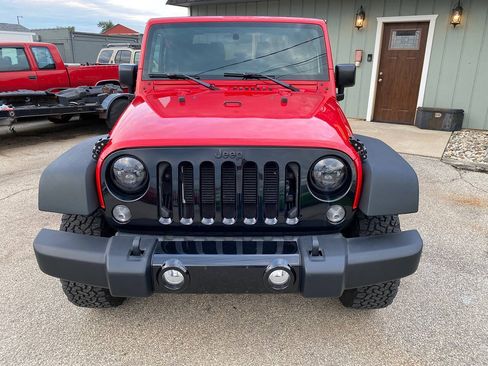 Used 2015 Jeep Wrangler Sport AWD/4WD image 7