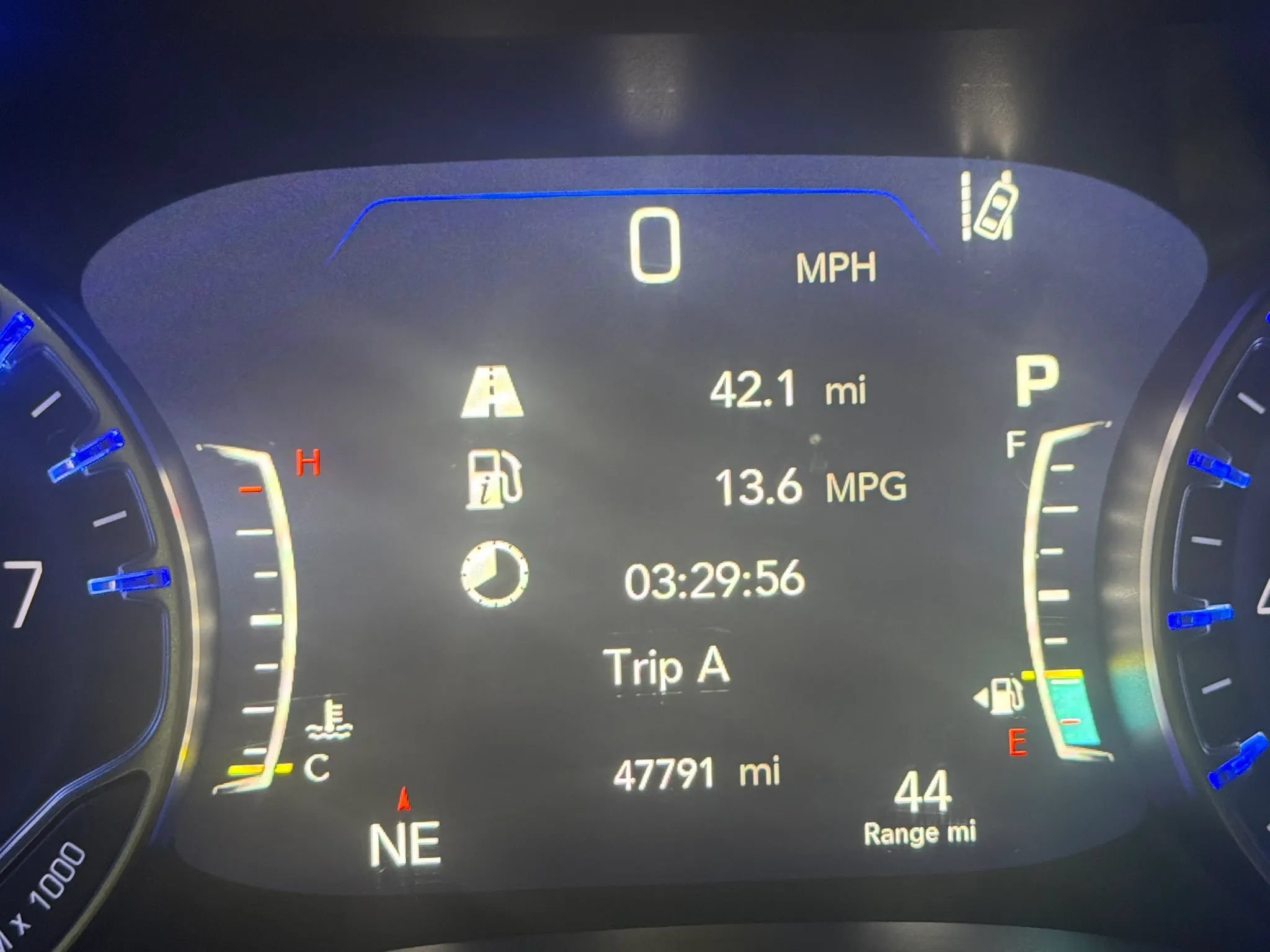 Used 2023 Chrysler Pacifica Touring-L FWD image 19