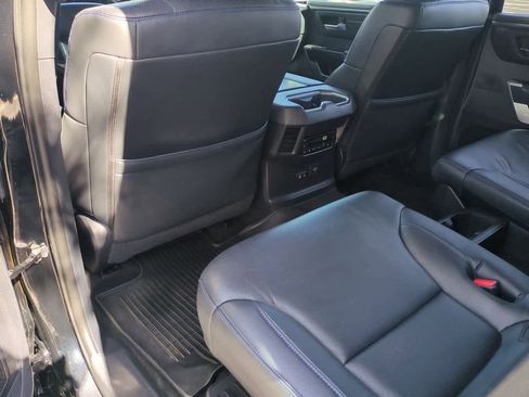Used 2023 Toyota Sequoia Platinum image 19