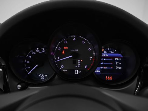 Certified 2025 Porsche Macan S AWD/4WD image 34