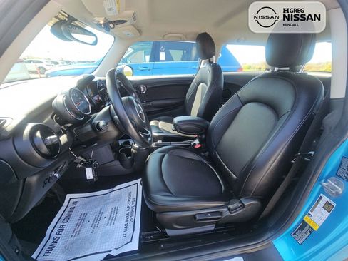 Used 2017 MINI Cooper 2-Door Hardtop FWD image 7