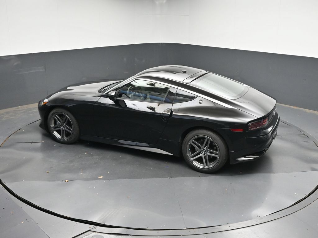Used 2027 Nissan Z Sport RWD image 30