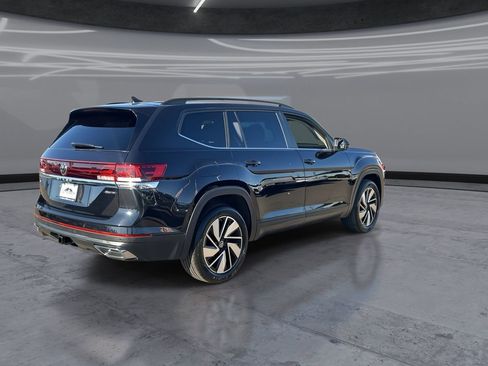 Certified 2024 Volkswagen Atlas SE AWD/4WD image 5