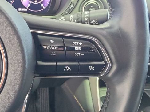 Certified 2025 MAZDA CX-70 Plug-In Hybrid w/ Premium Plus AWD/4WD image 23