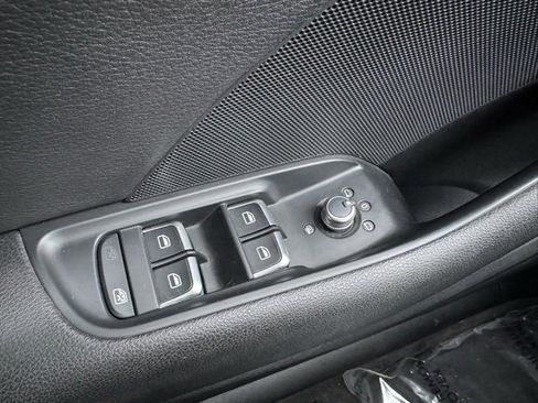 Used 2016 Audi A3 2.0T Premium image 29