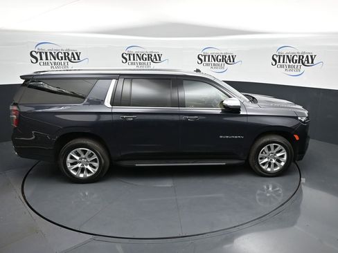 Used 2024 Chevrolet Suburban Premier RWD image 25