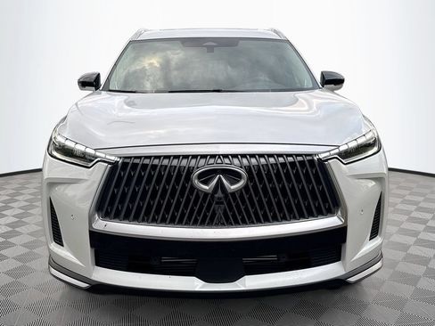 Certified 2026 INFINITI QX60 Luxe w/ Cargo Package FWD image 2