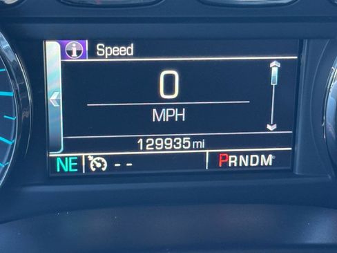 Used 2016 Chevrolet Suburban LT image 25