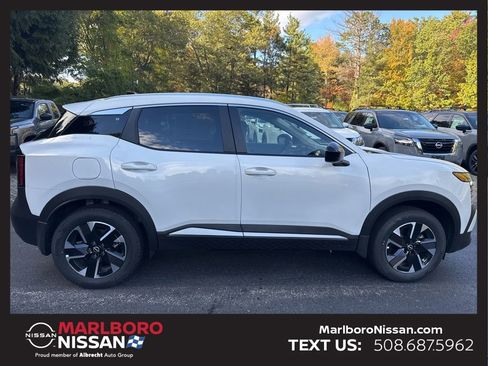 New 2026 Nissan Kicks SV w/ Cold Weather Package image 8