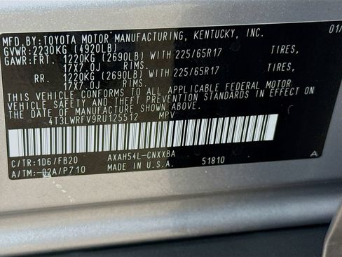 Used 2024 Toyota RAV4 LE AWD/4WD image 31