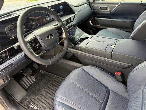 Certified 2026 INFINITI QX80 4WD w/ Sport Exterior Package image 12