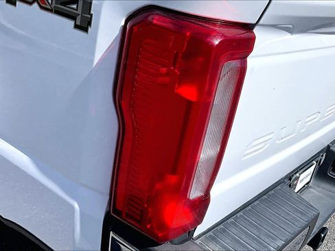 Used 2023 Ford F250 XLT image 26