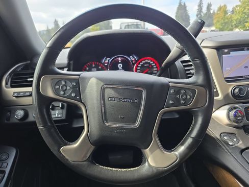Used 2016 GMC Yukon Denali w/ Open Road Package AWD/4WD image 19