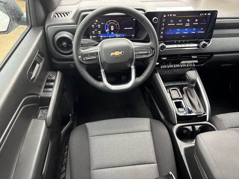 New 2026 Chevrolet Colorado W/T image 13