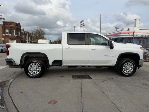 Used 2021 Chevrolet Silverado 2500 LT w/ Fleet Comfort Package image 4