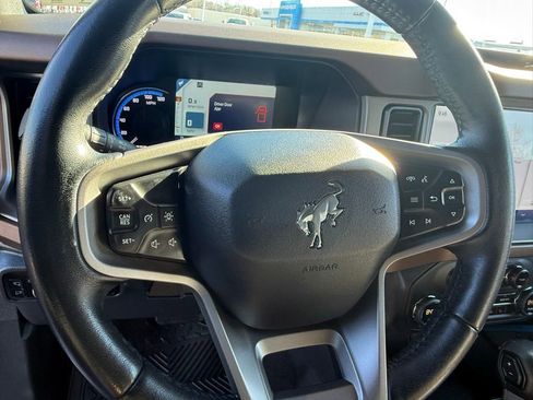 Used 2023 Ford Bronco Outer Banks image 17