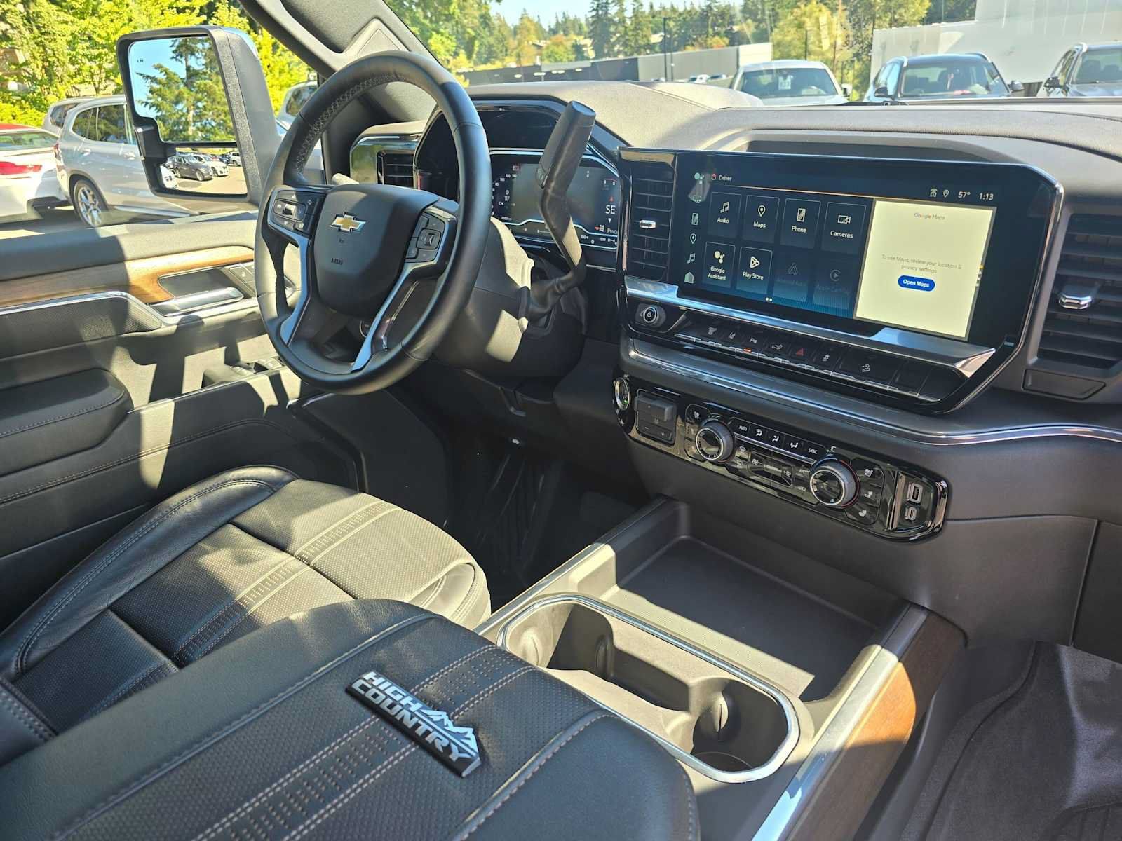 Used 2024 Chevrolet Silverado 2500 High Country w/ Technology Package AWD/4WD image 10