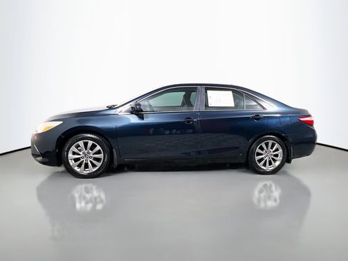Used 2017 Toyota Camry XLE image 9