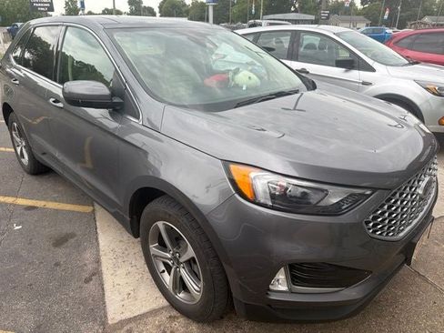 Used 2024 Ford Edge SEL w/ Convenience Package AWD/4WD image 8