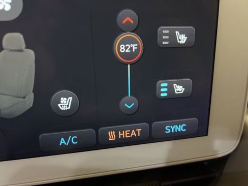 Used 2024 Hyundai Ioniq 5 Limited image 37