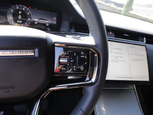 Certified 2025 Land Rover Range Rover Evoque S AWD/4WD image 24