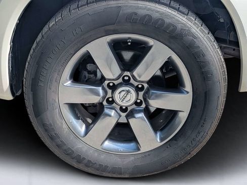 Used 2012 Nissan Titan SV w/ Sport Appearance Pkg RWD image 11