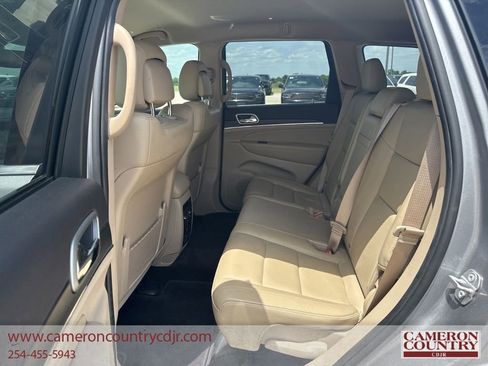 Used 2019 Jeep Grand Cherokee Limited RWD image 18