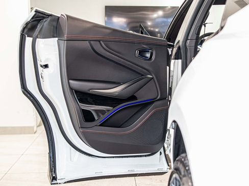 New 2026 Aston Martin DBX 707 image 35