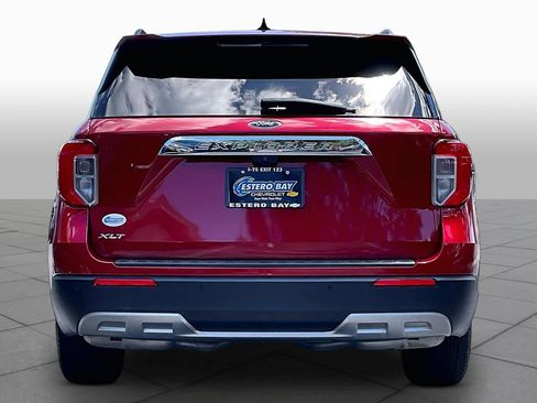 Used 2023 Ford Explorer XLT w/ Equipment Group 202A RWD image 5