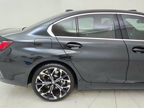 Used 2025 BMW 330i Sedan RWD image 12