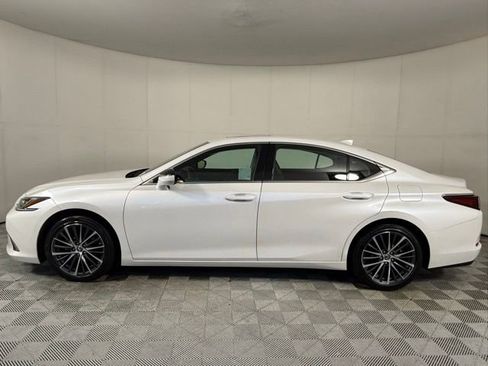 Used 2023 Lexus ES 350 350 w/ Premium Package image 3