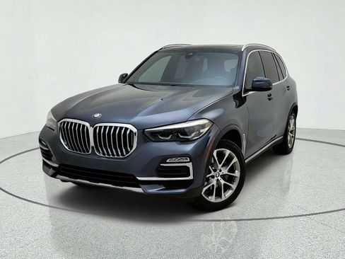 Used 2019 BMW X5 xDrive40i w/ Premium Package 2 AWD/4WD image 2