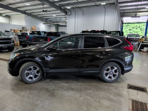 Used 2017 Honda CR-V EX image 5