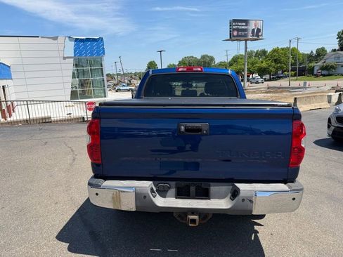 Used 2014 Toyota Tundra Limited w/ Limited Premium Package AWD/4WD image 6