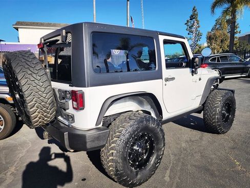 Used 2016 Jeep Wrangler Sport image 6