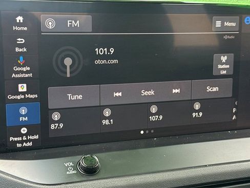 Used 2023 Honda Accord Touring image 14