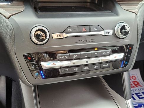Used 2020 Ford Explorer Limited RWD image 21