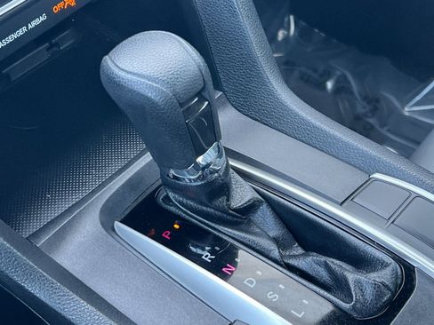 Used 2018 Honda Civic LX image 21