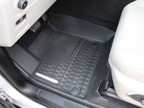 Used 2023 Jeep Wagoneer Series II w/ Convenience Group I image 23