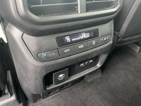 Certified 2025 Honda Pilot TrailSport image 20