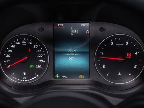 Used 2021 Mercedes-Benz Sprinter 2500 image 21