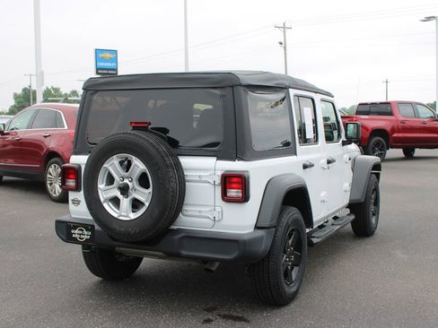 Used 2019 Jeep Wrangler Unlimited Sport S AWD/4WD image 9