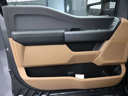 New 2025 Ford F350 XLT image 18