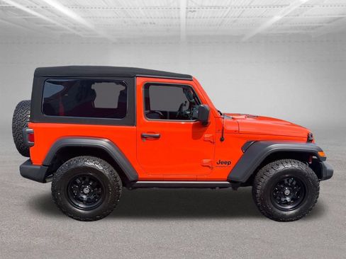 Used 2023 Jeep Wrangler Sport AWD/4WD image 7